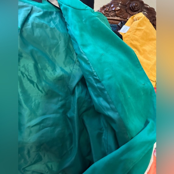 Beautiful Green Coat size M - Picture 8 of 9